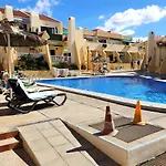 Bajo El Sol Wifi & Pools - Mareverde *